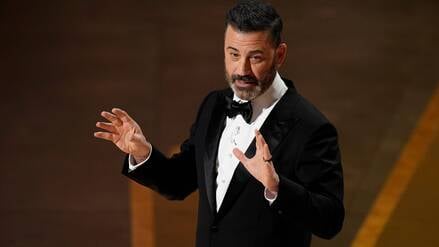 Jimmy Kimmel spricht bei einer Veranstaltung.