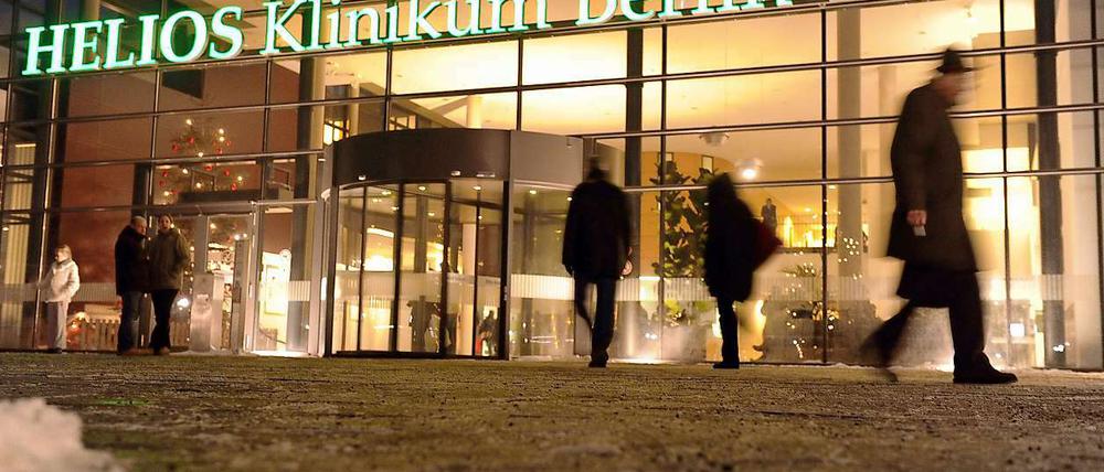 Wegen Verdachts auf Abrechnungsbetrug steht das Helios Klinikum in Berlin-Buch erneut im Fokus der Ermittler.