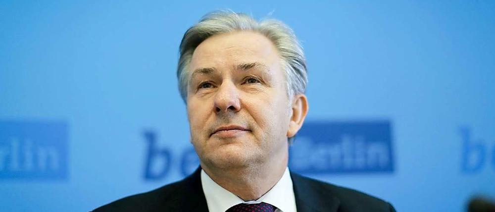 Von Hasselhoff bis Wowereit - alle wollen die East Side Gallery retten.