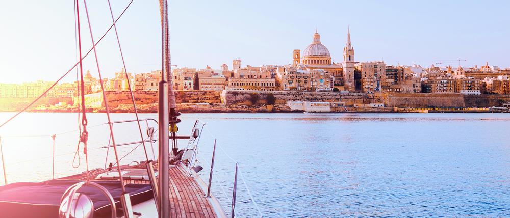Valletta vom Wasser – ein absoluter Instagram-Moment bei einem Besuch auf Malta.