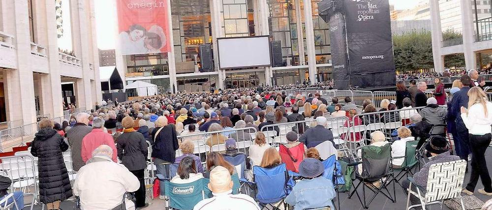 Die Premiere von "Eugen Onegin" wurde vor der Met live übertragen.
