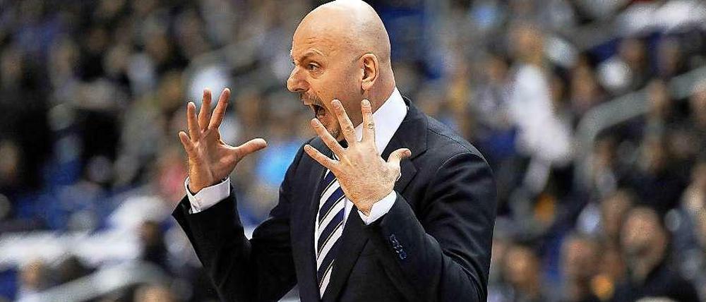 "Es gibt da ein Loch": Sasa Obradovic sucht nach Verstärkung.