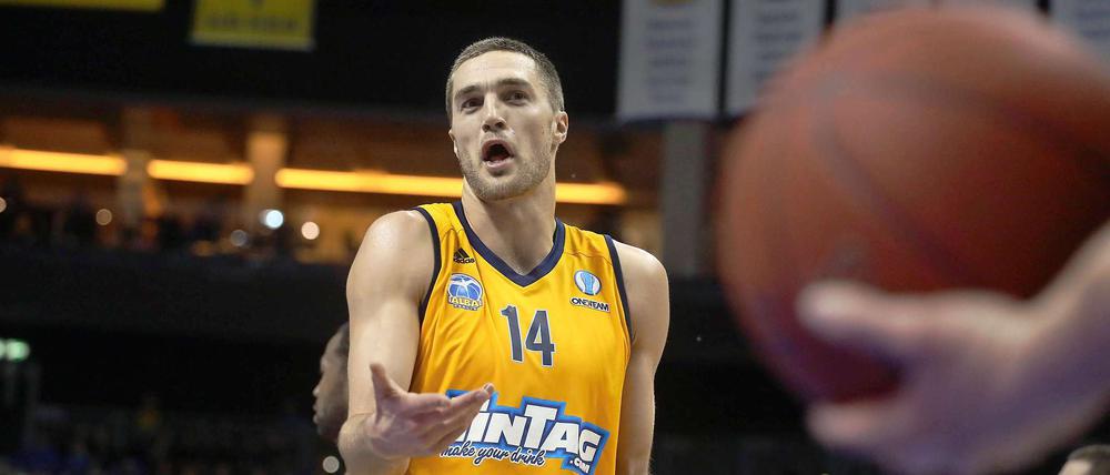 Was soll das? Levon Kendall hat so seine Probleme mit dem Eurocup-Modus.