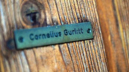 Das Namensschild von Cornelius Gurlitt an der Tür seines Hauses in Salzburg vor einem Jahr. Gurlitt ist ein halbes Jahr nach Entdeckung seiner Sammlung gestorben.