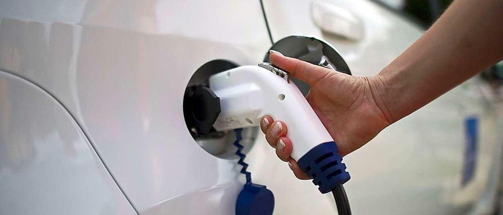 Unter Strom. Ende des Jahres werden 29 Elektromodelle aus deutscher Produktion verfügbar sein.