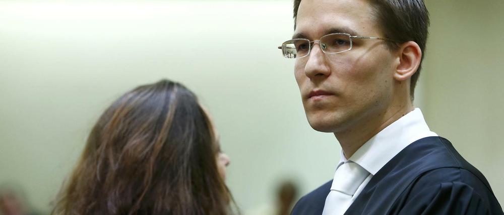 Beate Zschäpe mit ihrem neuen Pflichtverteidiger Mathias Grasel.