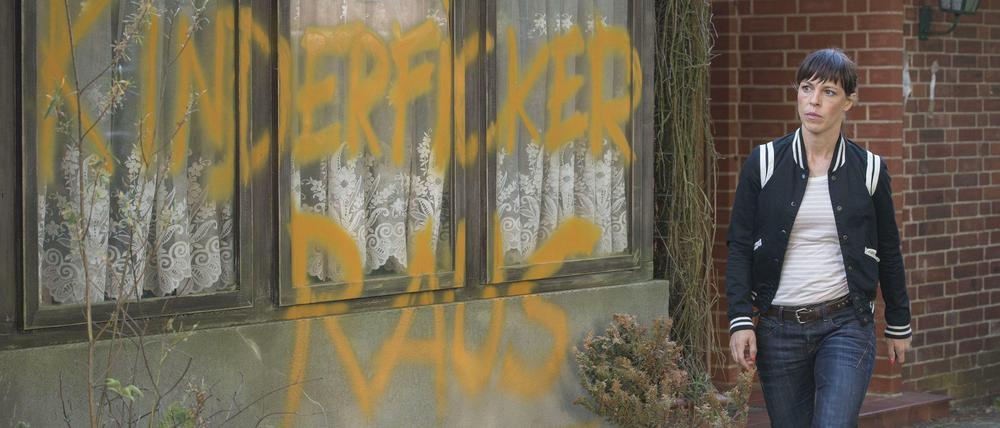 "Polizeiruf"-Profilerin Katrin König (Anneke Kim Sarnau) trifft bei den Ermittlungen zum Tod einer Obdachlosen in einem Dorf nahe Rostock auf dumpfe Vorurteile.