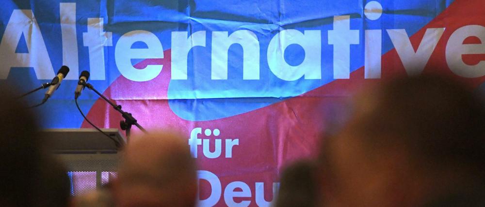 Soll man mit der AfD sprechen, auch wenn man gegen rechts ist? Die Macher des Lokalblatts "Kiez und Kneipe" entschieden sich dafür.