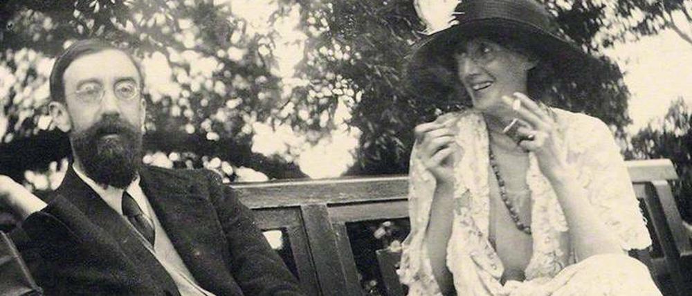 Freisinnig. Virginia Woolf mit dem Schriftsteller Lytton Strachey, der wie sie Mitglied der Bloomsbury Gruppe war.