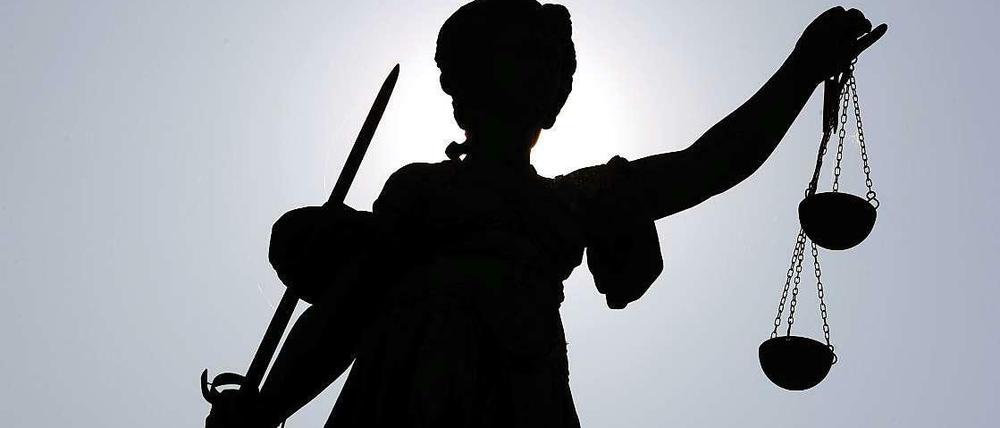 Wieviel Justitia steckt in der Scharia? Der Begriff beschreibt die islamische Rechts- und Normenlehre und deren Methodologie.