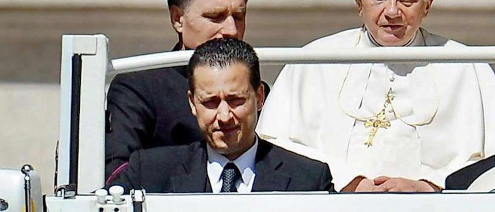 Der frühere Kammerdiener des Papstes, Paolo Gabriele stand im Zuge des "Vatileaks"-Skandals im Verdacht, Geheimnisse verraten zu haben. Jetzt hat er gestanden.
