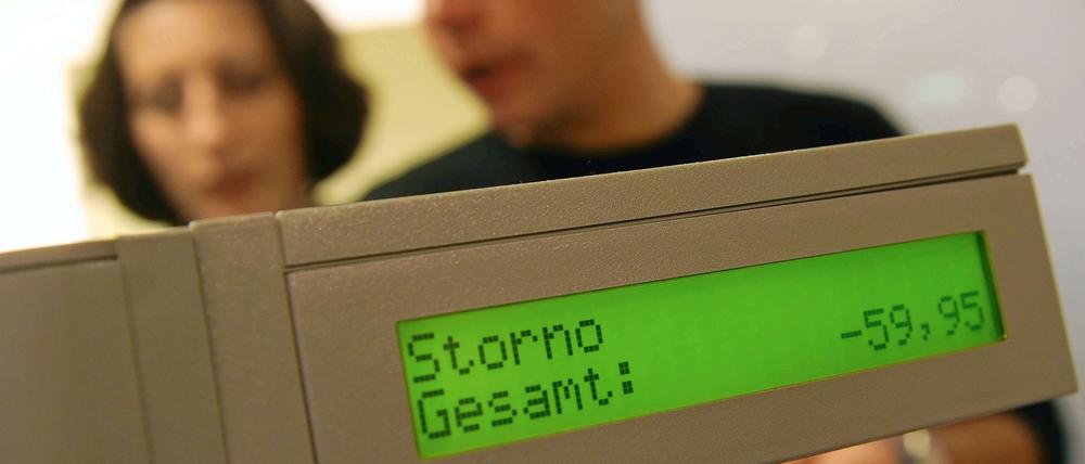 Storno, Kasse 23, bitte! Die Umtauschregeln sind nicht so, wie sie viele Händler den Kunden gerne verkaufen.