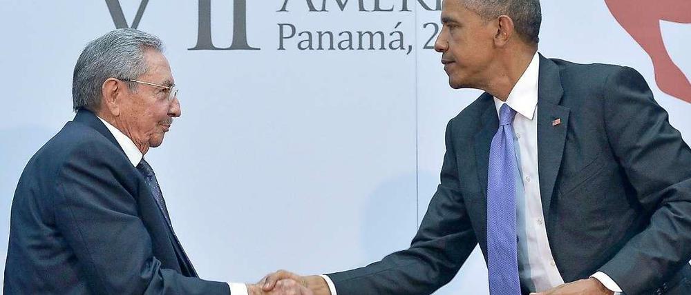 Barack Obama und Raul Castro in Panama.