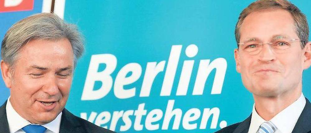 Bärenmarke. Berlins Regierender Klaus Wowereit und SPD-Landeschef Michael Müller setzen im Wahlkampf auf Teddys.
