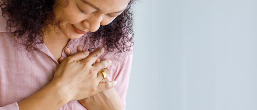 Eine chronische Herzschwäche entwickelt sich oft schleichend, bevor sie Beschwerden verursacht.