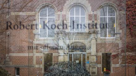Wird das Robert Koch-Institut durch die Reformversuche des Bundesgesundheitsministers geschwächt?