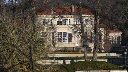 Blick auf ein Gästehaus in Potsdam, in dem AfD-Politiker nach einem Bericht des Medienhauses Correctiv im November an einem Treffen teilgenommen haben sollen. 