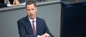 Christian Dürr, Fraktionsvorsitzender der FDP, bei einer Debatte zur Haushaltslage im Bundestag.