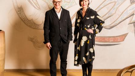 Das Intendanz-Duo der Komischen Oper Berlin Susanne Moser und Philip Bröking. Foto: Jan Windszus