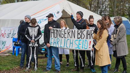 Der Hungerstreik im Berliner Regierungsviertel. 