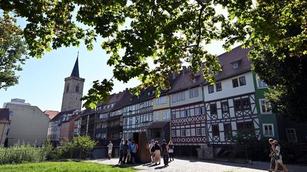 Moderne Architektur steht über dem 2007 entdeckten mittelalterlichen Ritualbad (Mikwe) an der Erfurter Krämerbrücke.