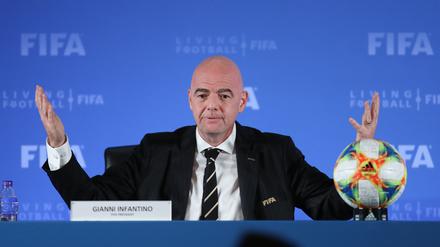 Fifa-Boss Infantino findet: Jedes der Mitgliederländer habe das Recht, sich zu bewerben. 