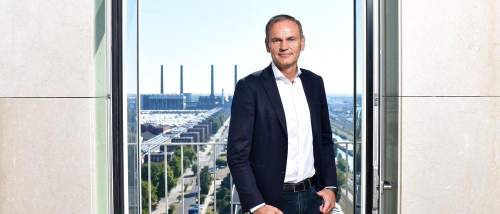Volkswagens Konzernchef Oliver Blume stimmt die Mitarbeiter und Investoren von Europas größtem Autobauer auf einen langwierigen Umbauprozess ein.