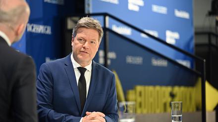 Verteidigt Bundeskanzler Olaf Scholz gegen Kritik: Wirtschaftsminister Robert Habeck (Grüne).