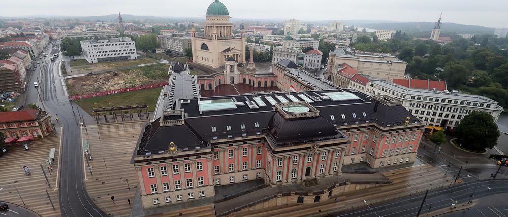 Würde jetzt der neue Landtag in Brandenburg gewählt, lägen SPD und AfD gleichauf. Das zeigt eine neue Umfrage.