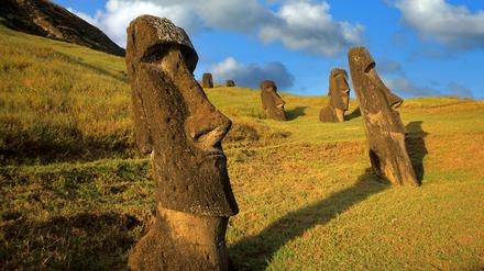 Moai-Skulpturen auf der Osterinsel ziehen jährlich Touristen an, doch während der Covid-Pandemie kam es zu großen Verlusten in der Branche.
