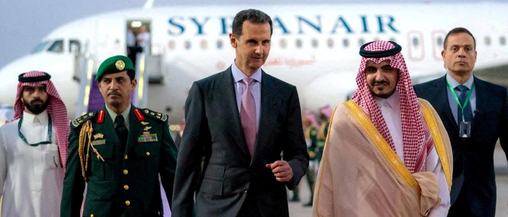 Wieder wohlgelitten: Baschar al Assad bei seiner Ankunft in Saudi-Arabien.    