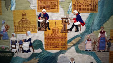 „Textilstadt Potsdam“ ist der letzte gemeinschaftlich gefertigte Wandbehang des Textilzirkels. 