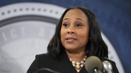Fani Willis ist Chefanklägerin im Prozess gegen den früheren US-Präsidenten Donald Trump im Bundesstaat Georgia wegen mutmaßlichen versuchten Wahlbetrugs.