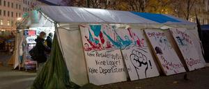Das Flüchtlingscamp in Berlin: Jetzt wird wieder verhandelt.