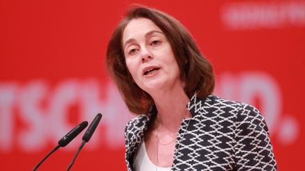 Katarina Barley, Spitzenkandidatin der SPD für die Europawahl, hält eine Rede auf dem SPD-Bundesparteitag.