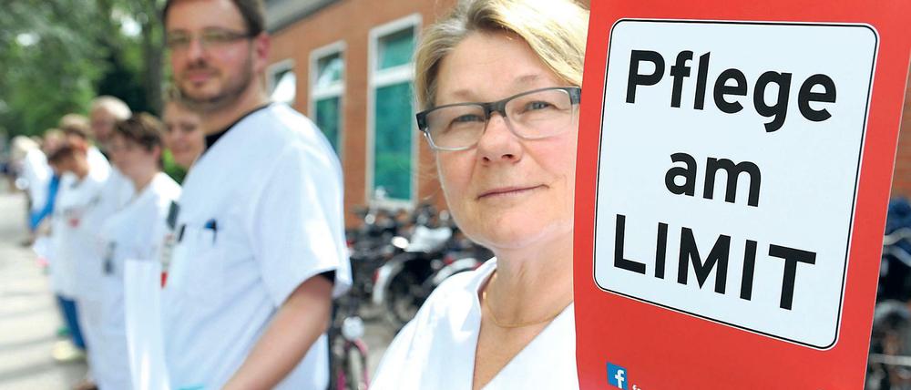 Am Limit. An deutschen Kliniken fehlen nach Gewerkschaftsangaben 70.000 Pflegekräfte.
