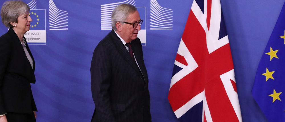 Kein Fortschritt in Sicht: Jean-Claude Juncker, Präsident der Europäischen Kommission, mit Theresa May, Premierministerin von Großbritannien, bei einem Treffen in Brüssel am Mittwoch.