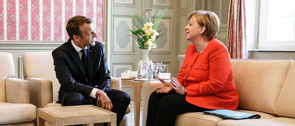 Kanzlerin Merkel und Frankreichs Präsident Macron am Dienstag in Meseberg.