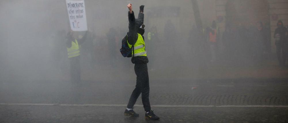 Das zehnte Wochenende in Folge haben sich in Frankreich zahlreiche ´Gelbwesten» zu Protesten versammelt.