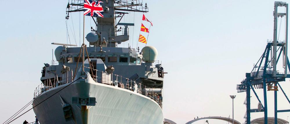 Das Kriegsschiff "HMS Montrose" musste nach britischer Darstellung eingreifen.