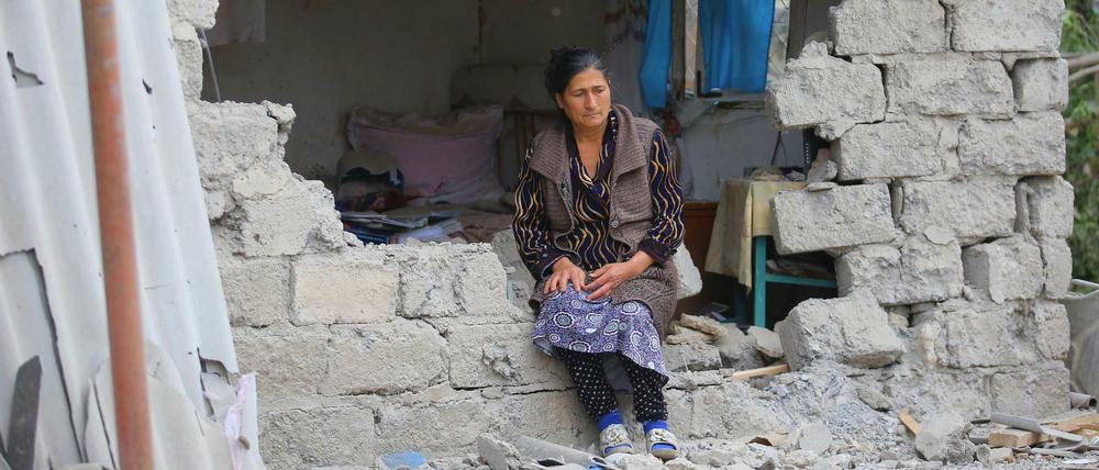 In Trümmern. Zehntausende sind in Berg-Karabach auf der Flucht.