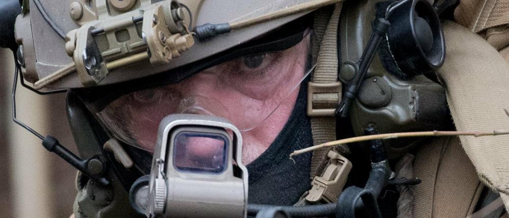 Warnung vor Rechtsextremismus. Der Kommandeur der Bundeswehreliteeinheit KSK verurteilt in einem Brief an die Soldaten verfassungsfeindliche Tendenzen.