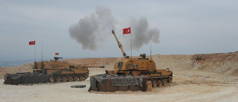 Türkische Stellungen im Grenzgebiet zu Syrien