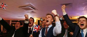 Brexit-Unterstützer feiern am 24. Juni 2016 das Ergebnis des Referendums.