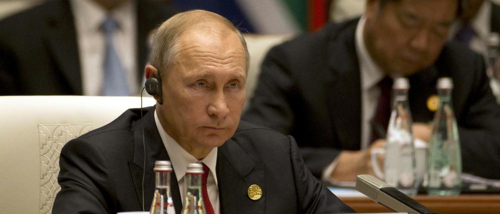 Russlands Präsident Wladimir Putin fordert im Nordkorea-Konflikt zur Ruhe auf.