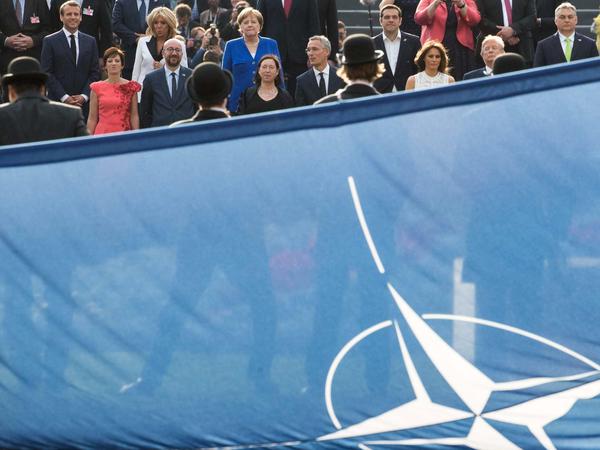 Keine Eintracht hinter der Nato-Flagge (Archivbild von 2018) 