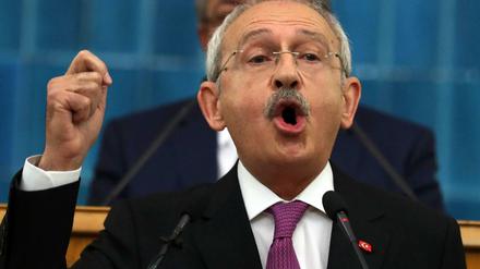 CHP-Chef Kemal Kilicdaroglu greift als Oppositionsführer Präsident Erdogan scharf an. / AFP PHOTO / ADEM ALTAN