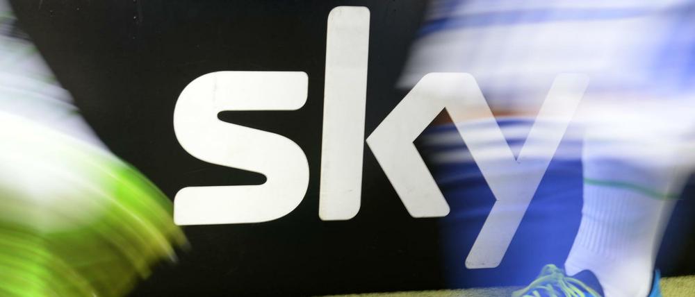 Gibt es weiter keine Einigung über die Bundesliga-Rechte, muss sich Sky vom Werbespruch "Alle Spiele, alle Tore" verabschieden.