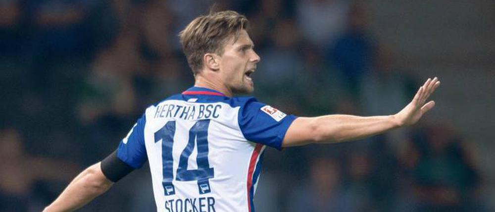 Valentin Stocker, 28, ist im Sommer 2014 vom FC Basel zu Hertha BSC gewechselt und hat seitdem 65 Bundesligaspiele bestritten. 2015 trug er mit drei Toren und neun Assists entscheidend zum Klassenerhalt bei. 