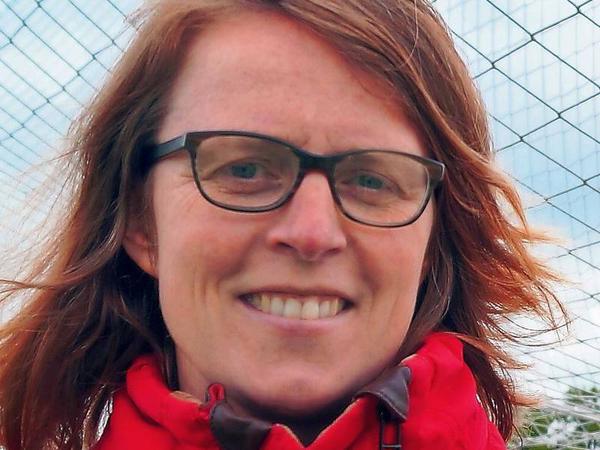 Alarmierende Zahlen. Sporthistorikerin Carina Sophie Linne forscht zur die Entwicklung des Frauenfußballs.